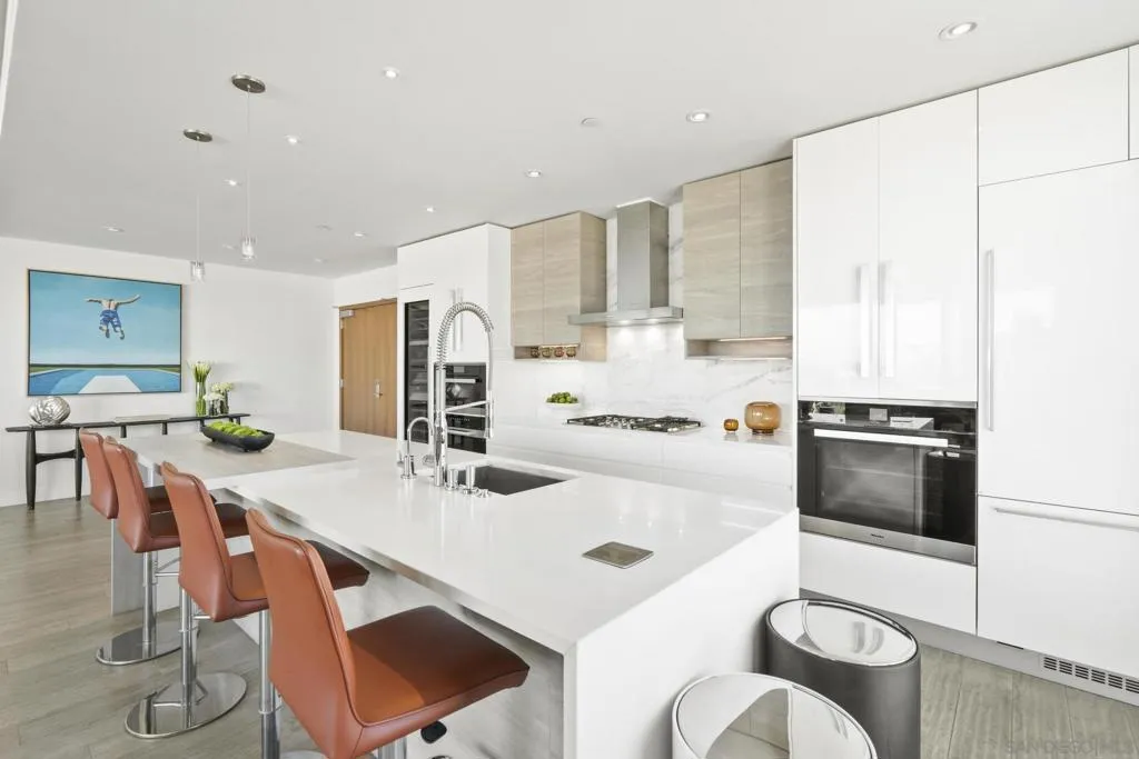 2604 5th Ave 801, San Diego, California 92103 home-pic-12